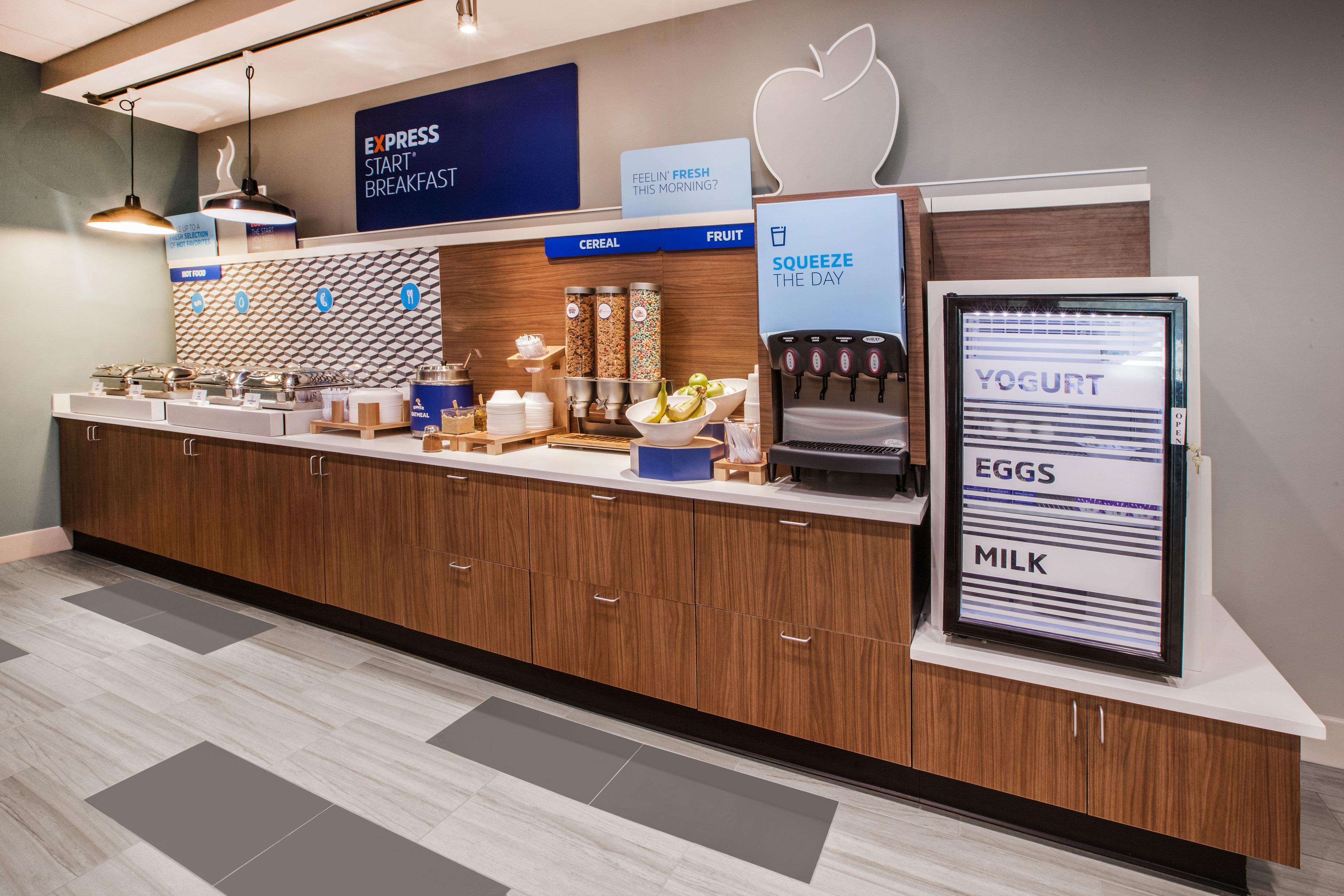 Holiday Inn Express Hotel & Suites Portland By Ihg Exterior foto